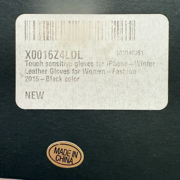 NIB Faux BlackLeather Gloves Faux Fur Pom Detail Mob Wife Aesthetic Women Size M - Picture 11 of 11